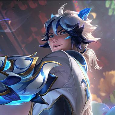 Porcelain Protector Ezreal