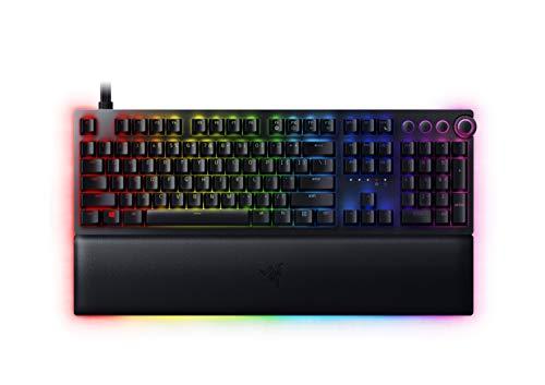 Razer Huntsman V2 Analog Gaming Keyboard: Analogowe przełączniki optyczne Razer - podświetlenie Chroma RGB - magnetyczna podkładka pod nadgarstki - dedykowane klawisze multimedialne i pokrętło - klasyczna czerń