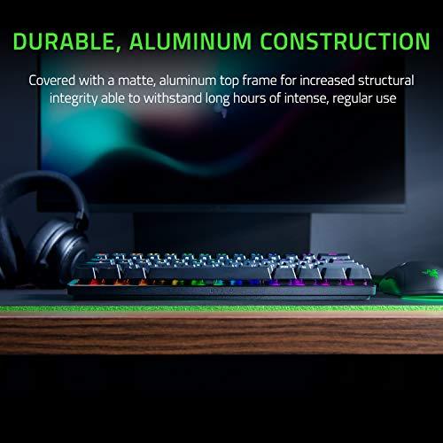 Clavier de jeu Razer Huntsman Mini 60% : Commutateurs rapides du clavier - Commutateurs optiques Clicky - Éclairage Chroma RGB - Capuchons de touches PBT - Mémoire embarquée - Noir classique