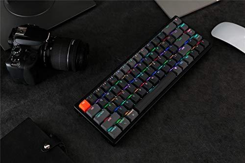 Keychron K6 Teclado mecánico inalámbrico para juegos con Bluetooth/USB, compacto con 65% de distribución, retroiluminado con LEDs RGB y con marco de aluminio giratorio para Mac y Windows, interruptor Gateron G Pro rojo