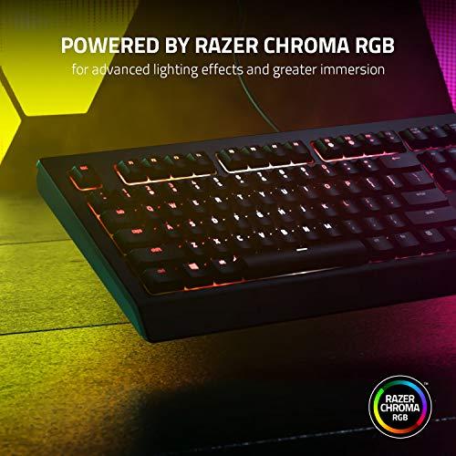 Clavier de jeu Razer Cynosa V2 : Éclairage Chroma RGB personnalisable - Touches rétroéclairées individuellement - Design anti-éclaboussures - Fonctionnalité macro programmable - Touches média dédiées