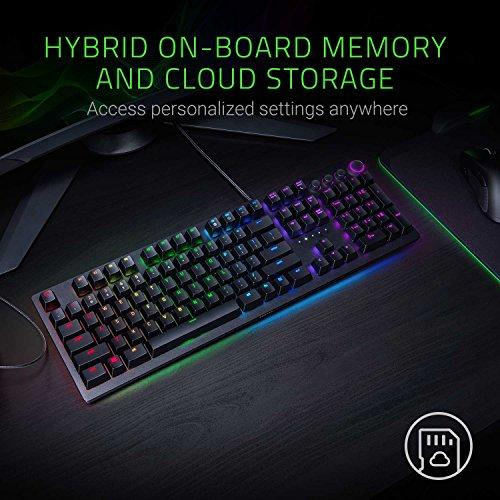 Teclado para juegos Razer Huntsman Elite: Interruptores rápidos del teclado - Interruptores ópticos de clic - Iluminación RGB Chroma - Reposamuñecas magnético de felpa - Teclas multimedia dedicadas y dial - Negro clásico