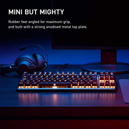 Fnatic miniSTREAK - Teclado mecánico para juegos con retroiluminación LED RGB - Interruptores Cherry MX Silent Red - Pequeño y compacto diseño portátil sin teclas - Reposamuñecas ergonómico - Teclado profesional para juegos de esports